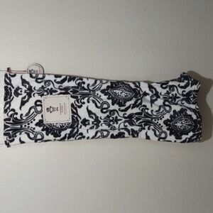 Printed microvelour throw has birds snakes and bats 50x70in